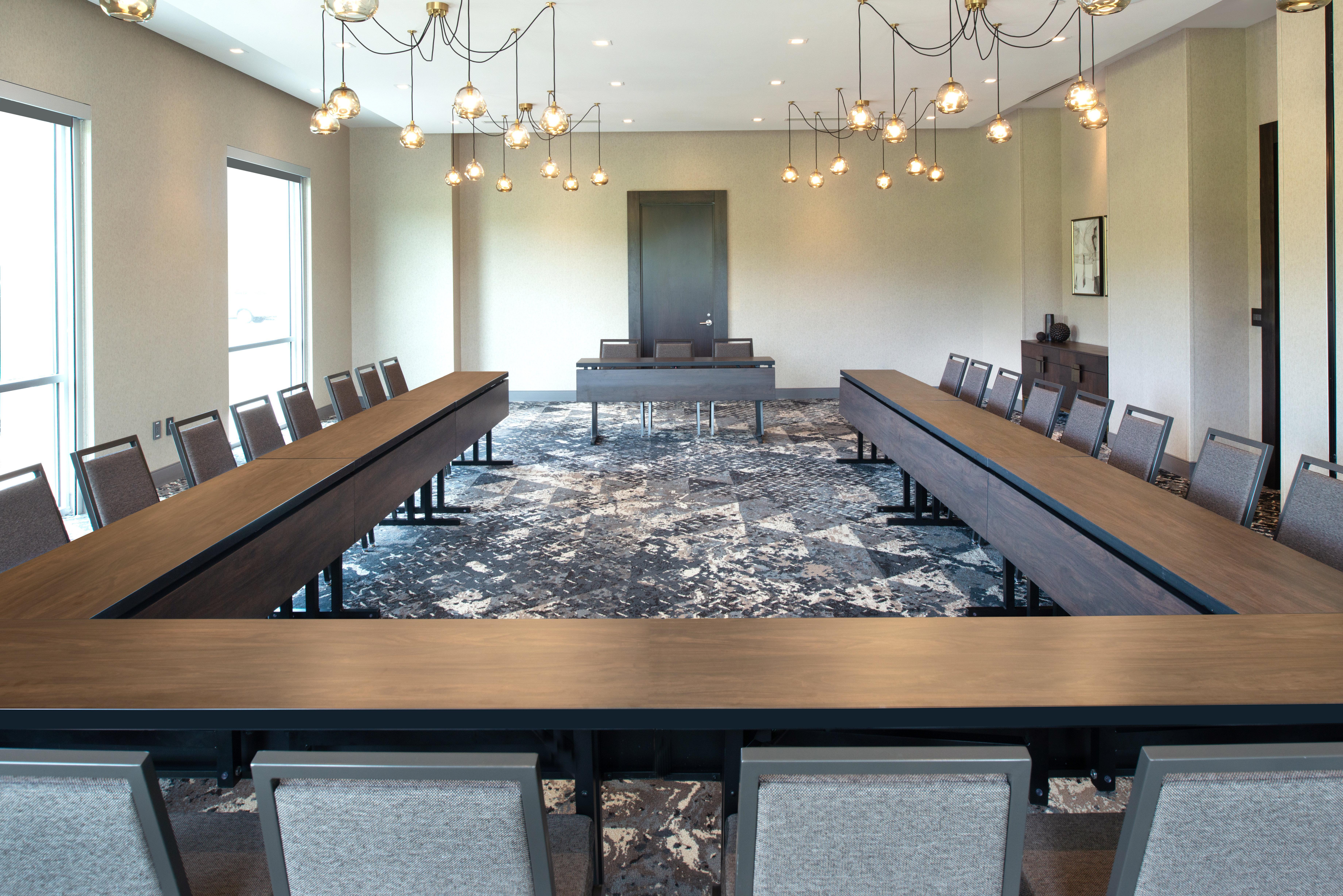 Holiday Inn Boston Logan Airport - Chelsea By Ihg Exterior foto