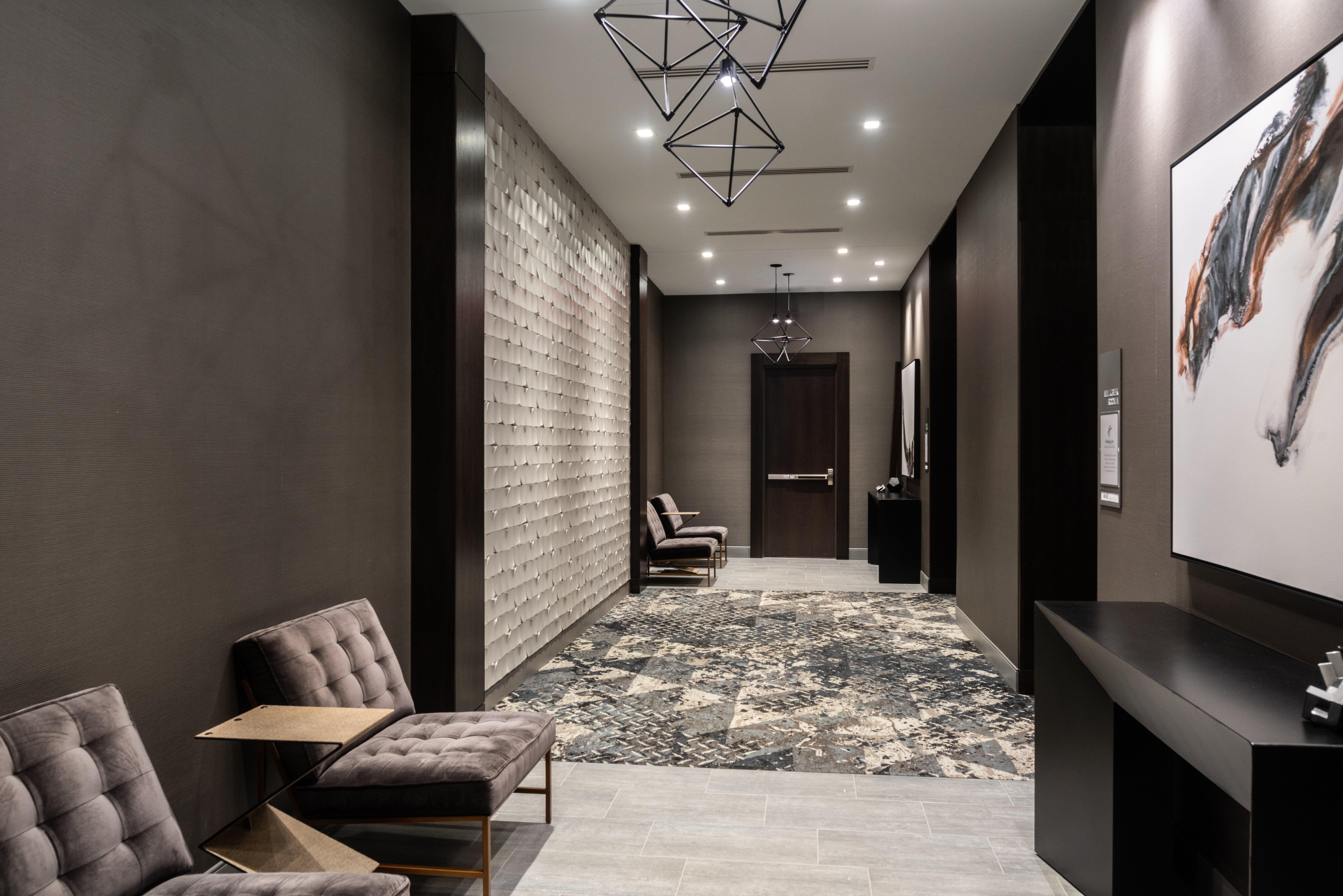 Holiday Inn Boston Logan Airport - Chelsea By Ihg Exterior foto